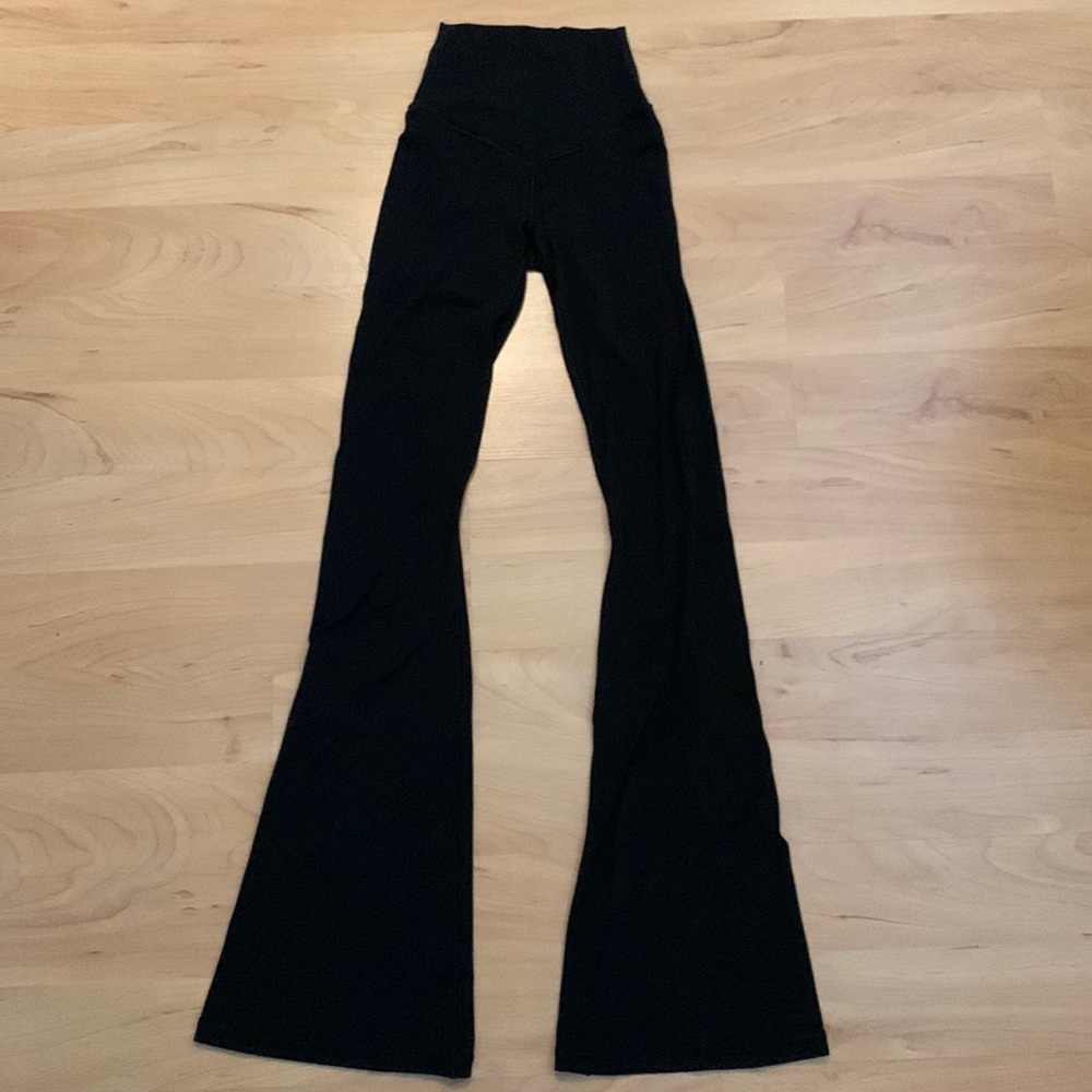 Aerie Offline Real Me High Waisted Crossover Flare Leggings